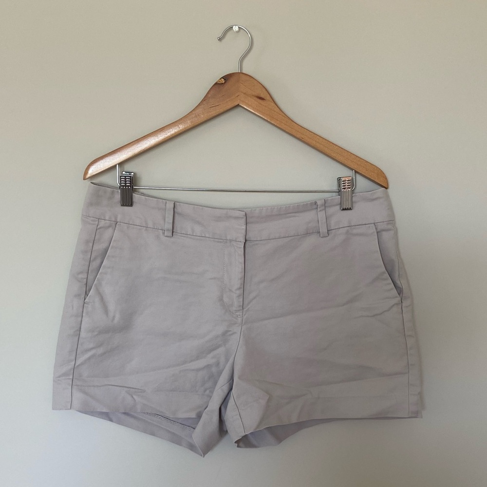 Ann Taylor Signature Short